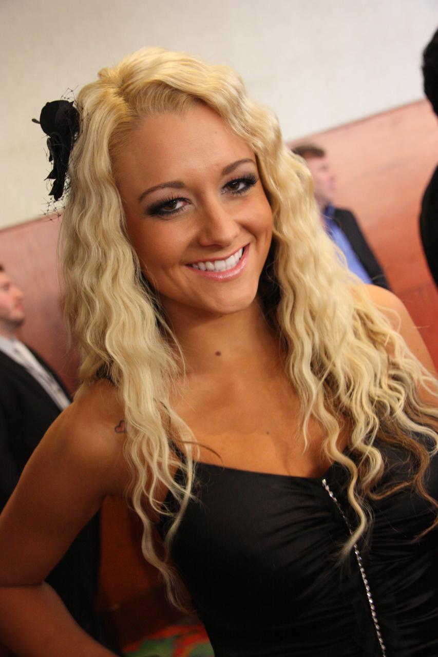 Briana_Blair_at_2010_AVN_Expo__AVN_Awards_4268855569