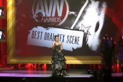 Sasha_Grey_Accepting_the_AVN_Award_For_Best_Oral_Sex_Scene