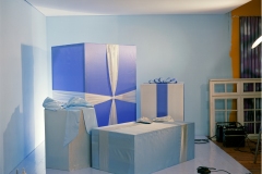 empty porn sets, Present Set